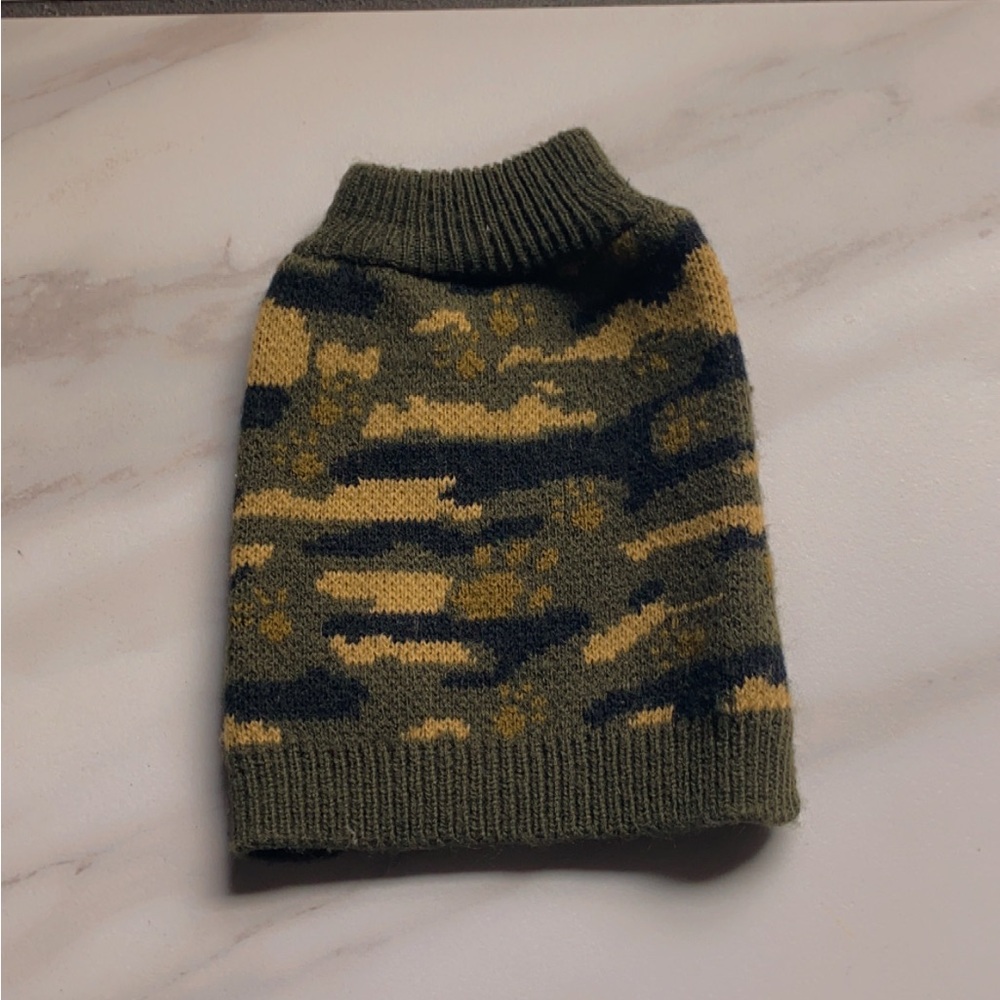 Small dog Camouflage Sweater